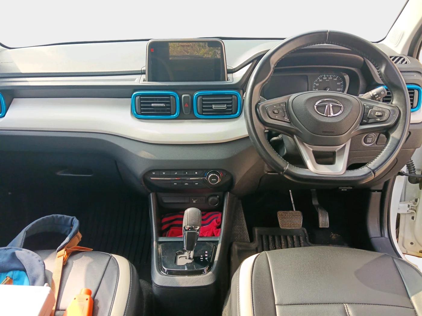 2022 Tata PUNCH CREATIVE AMT 1.2 RTN DUAL TONE, Petrol, Automatic, 12,250 km, interior