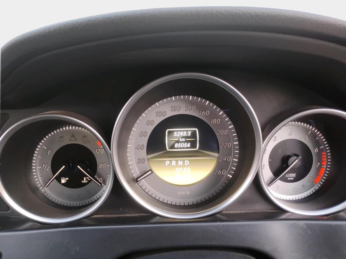 2011 Mercedes Benz C Class C 200 CGI ELEGANCE, Petrol, Automatic, 85,054 km, interior