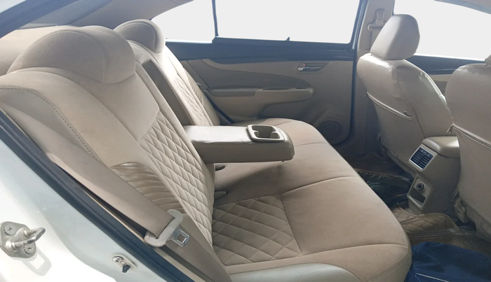 2015 Maruti Ciaz ZDI SHVS, Diesel, Manual, 1,32,598 km, interior
