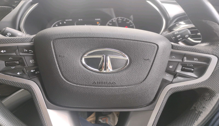2019 Tata Harrier XZ 2.0L, Diesel, Manual, 1,10,540 km, interior