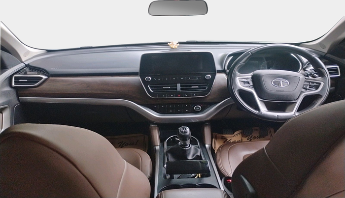 2019 Tata Harrier XZ 2.0L, Diesel, Manual, 1,10,540 km, interior