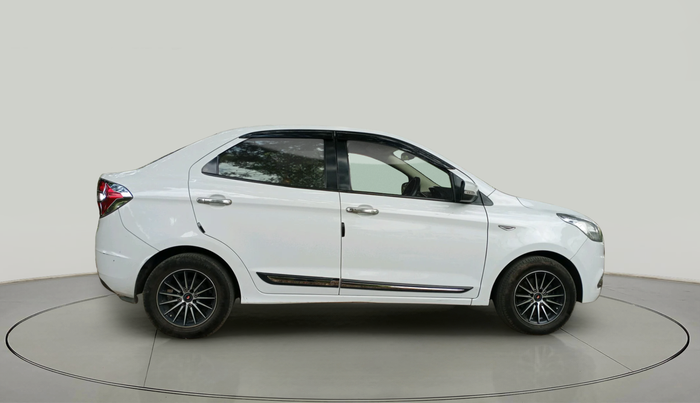 2015 Ford Figo Aspire TITANIUM1.5 DIESEL, Diesel, Manual, 1,68,740 km, exterior