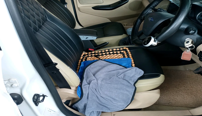 2015 Ford Figo Aspire TITANIUM1.5 DIESEL, Diesel, Manual, 1,68,740 km, interior