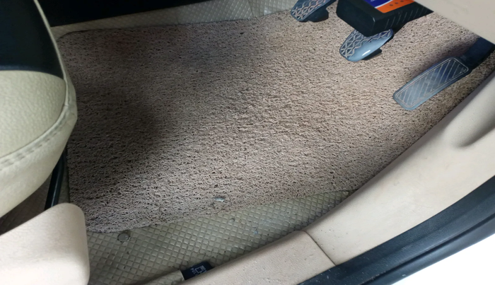 2015 Ford Figo Aspire TITANIUM1.5 DIESEL, Diesel, Manual, 1,68,740 km, interior