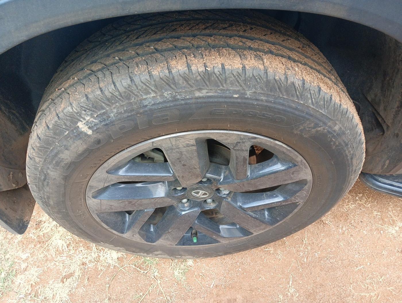 2021 Tata Safari XZ PLUS, Diesel, Manual, 58,098 km, tyre