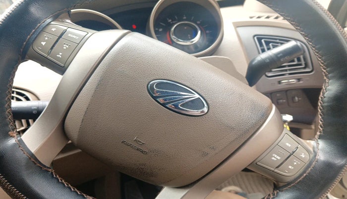 2013 Mahindra XUV500 W8, Diesel, Manual, 95,011 km, interior