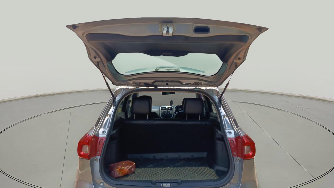 2020 Maruti Vitara Brezza LXI, Petrol, Manual, 61,892 km, exterior