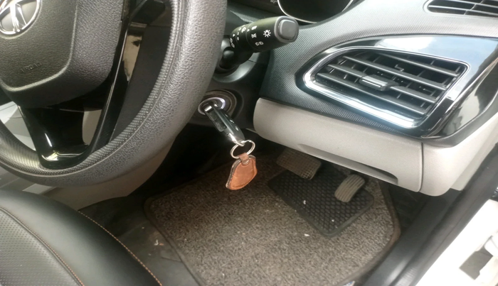 2018 Tata Tiago XZA PETROL, Petrol, Automatic, 32,683 km, interior