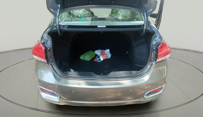 2018 Maruti Ciaz ALPHA 1.5 SHVS PETROL, Petrol, Manual, 85,708 km, exterior