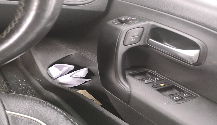 2019 Volkswagen Polo HIGHLINE PLUS 1.0 16 ALLOY, Petrol, Manual, 65,350 km, interior