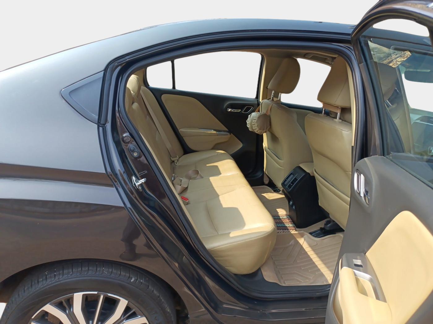 2017 Honda City 1.5L I-VTEC VX, Petrol, Manual, 52,045 km, interior