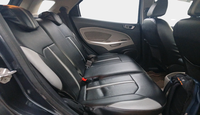 2014 Ford Ecosport TITANIUM 1.5L DIESEL, Diesel, Manual, 1,06,810 km, interior