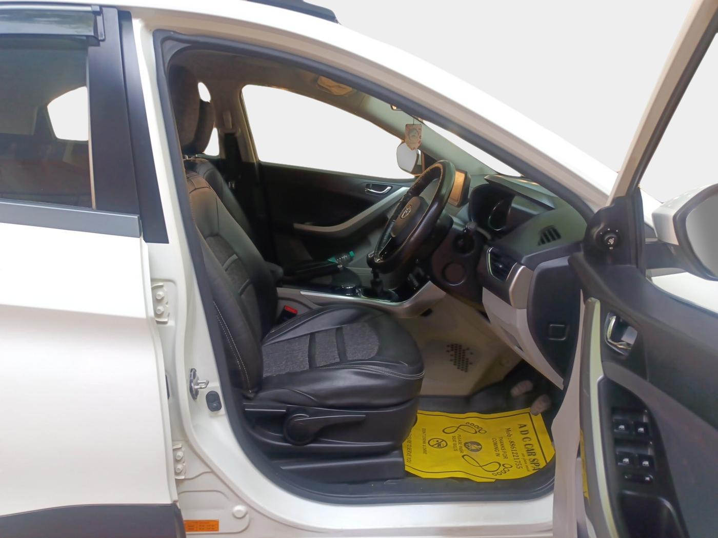 2018 Tata NEXON XZ PLUS PETROL, Petrol, Manual, 60,005 km, interior