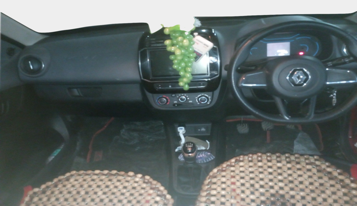 2021 Renault Kwid RXT 1.0 (O), Petrol, Manual, 20,973 km, interior