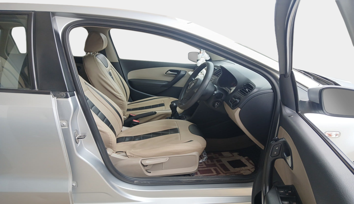 2014 Volkswagen Polo COMFORTLINE 1.2L PETROL, Petrol, Manual, 61,441 km, interior