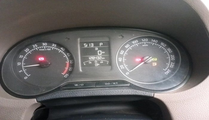 2015 Skoda Rapid AMBITION 1.5 TDI AT, Diesel, Automatic, 1,28,432 km, interior