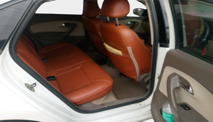 2015 Skoda Rapid AMBITION 1.5 TDI AT, Diesel, Automatic, 1,28,432 km, interior