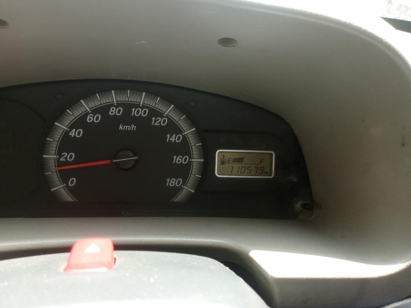 2010 Maruti Eeco 5 STR WITH A/C+HTR, Petrol, Manual, 1,10,579 km, interior