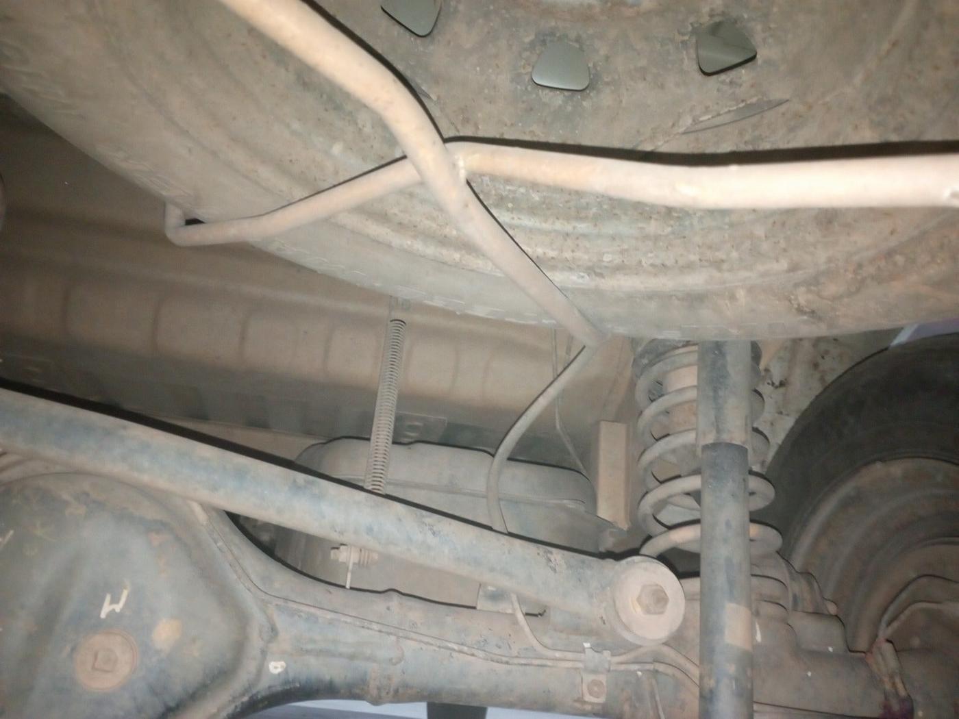 2010 Maruti Eeco 5 STR WITH A/C+HTR, Petrol, Manual, 1,10,579 km, tyre