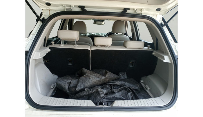 2022 Mahindra XUV300 W8 (O) 1.2 PETROL AMT, Petrol, Automatic, 30,029 km, exterior