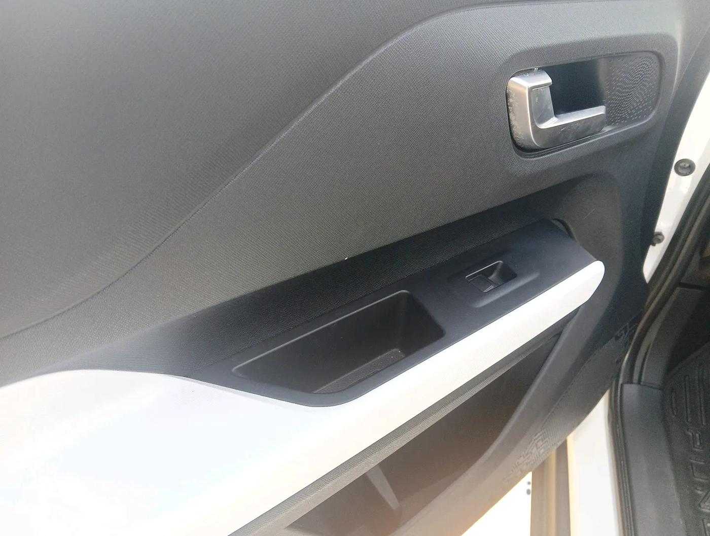 2022 Tata PUNCH CREATIVE AMT 1.2 RTN DUAL TONE, Petrol, Automatic, 11,473 km, interior