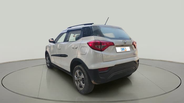 2023 Mahindra XUV300 W6 1.2 PETROL, Petrol, Manual, 31,794 km, exterior
