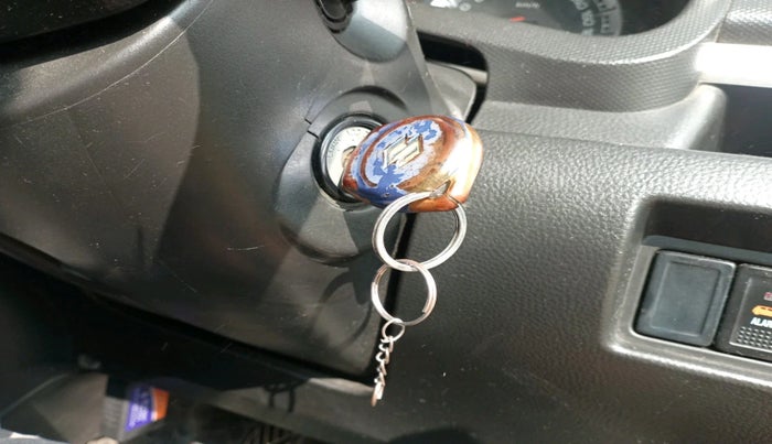 2014 Maruti Swift VXI, Petrol, Manual, 1,38,976 km, interior