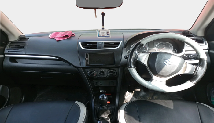 2014 Maruti Swift VXI, Petrol, Manual, 1,38,976 km, interior