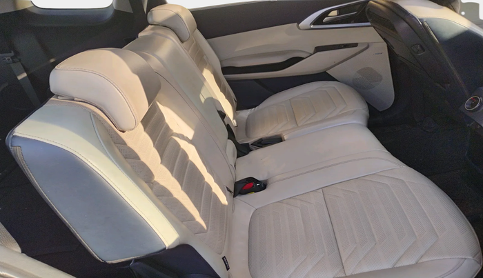 2024 KIA CARENS LUXURY PLUS 1.5 DIESEL AT 7 STR, Diesel, Automatic, 68,028 km, interior