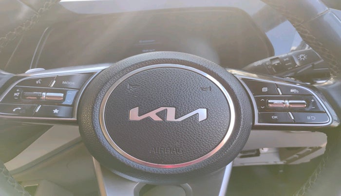 2024 KIA CARENS LUXURY PLUS 1.5 DIESEL AT 7 STR, Diesel, Automatic, 68,028 km, interior