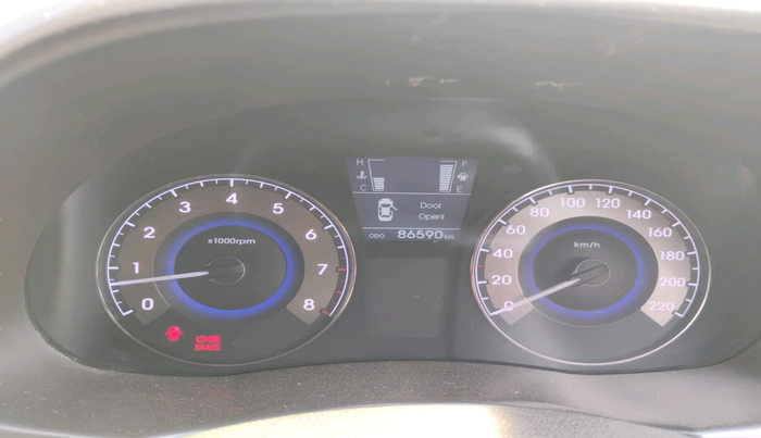 2017 Hyundai Verna 1.6 VTVT SX (O), Petrol, Manual, 86,590 km, interior