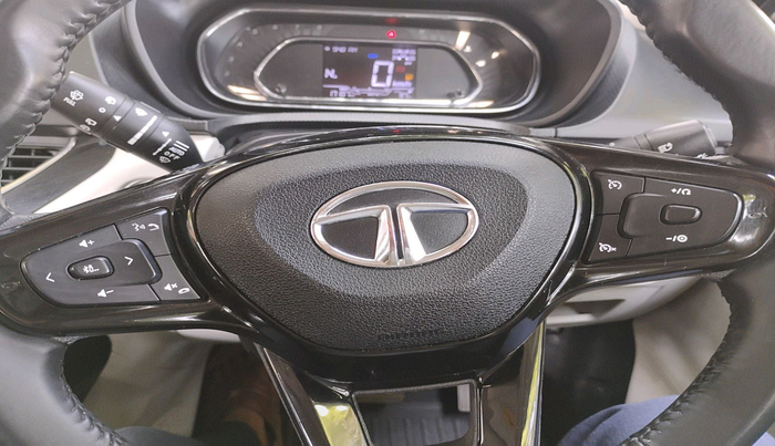 2023 Tata NEXON XZA PLUS SUNROOF PETROL, Petrol, Automatic, 17,107 km, interior
