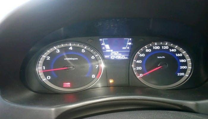 2014 Hyundai Verna FLUIDIC 1.6 VTVT SX, Petrol, Manual, 1,04,960 km, interior