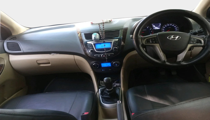 2014 Hyundai Verna FLUIDIC 1.6 VTVT SX, Petrol, Manual, 1,04,960 km, interior