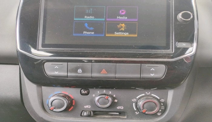 2020 Renault Kwid RXT 0.8, Petrol, Manual, 11,088 km, interior