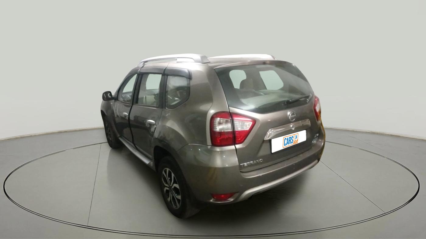 2015 Nissan Terrano XV D THP PREMIUM 110 PS, Diesel, Manual, 1,08,836 km, exterior