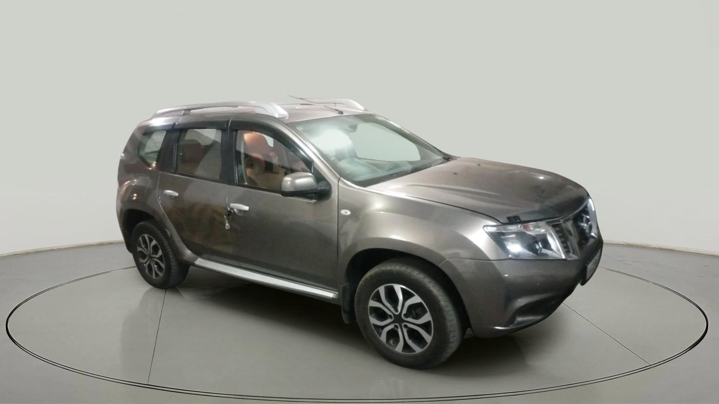 2015 Nissan Terrano XV D THP PREMIUM 110 PS, Diesel, Manual, 1,08,836 km, exterior