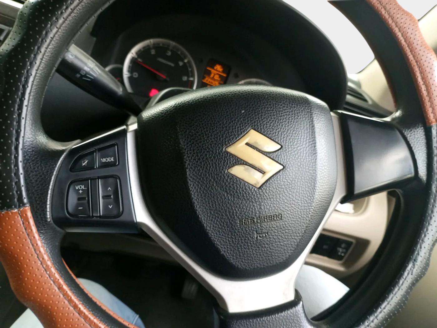 2014 Maruti Swift Dzire ZDI, Diesel, Manual, 2,35,525 km, interior