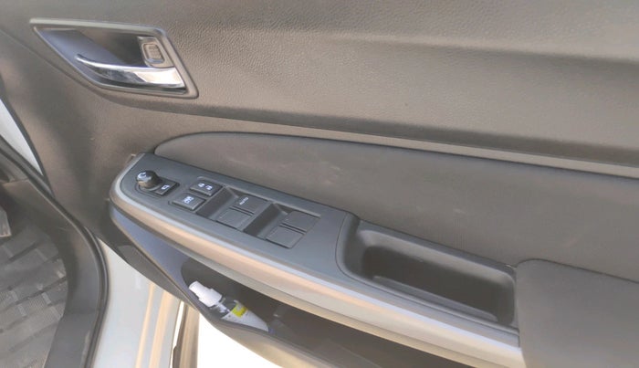 2023 Maruti Swift ZXI AMT, Petrol, Automatic, 21,316 km, interior