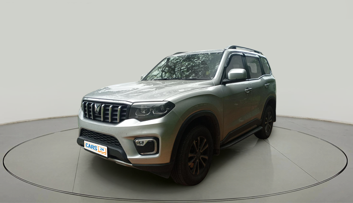 2023 Mahindra SCORPIO-N Z8 PETROL MT 7 STR, Petrol, Manual, 8,240 km, exterior