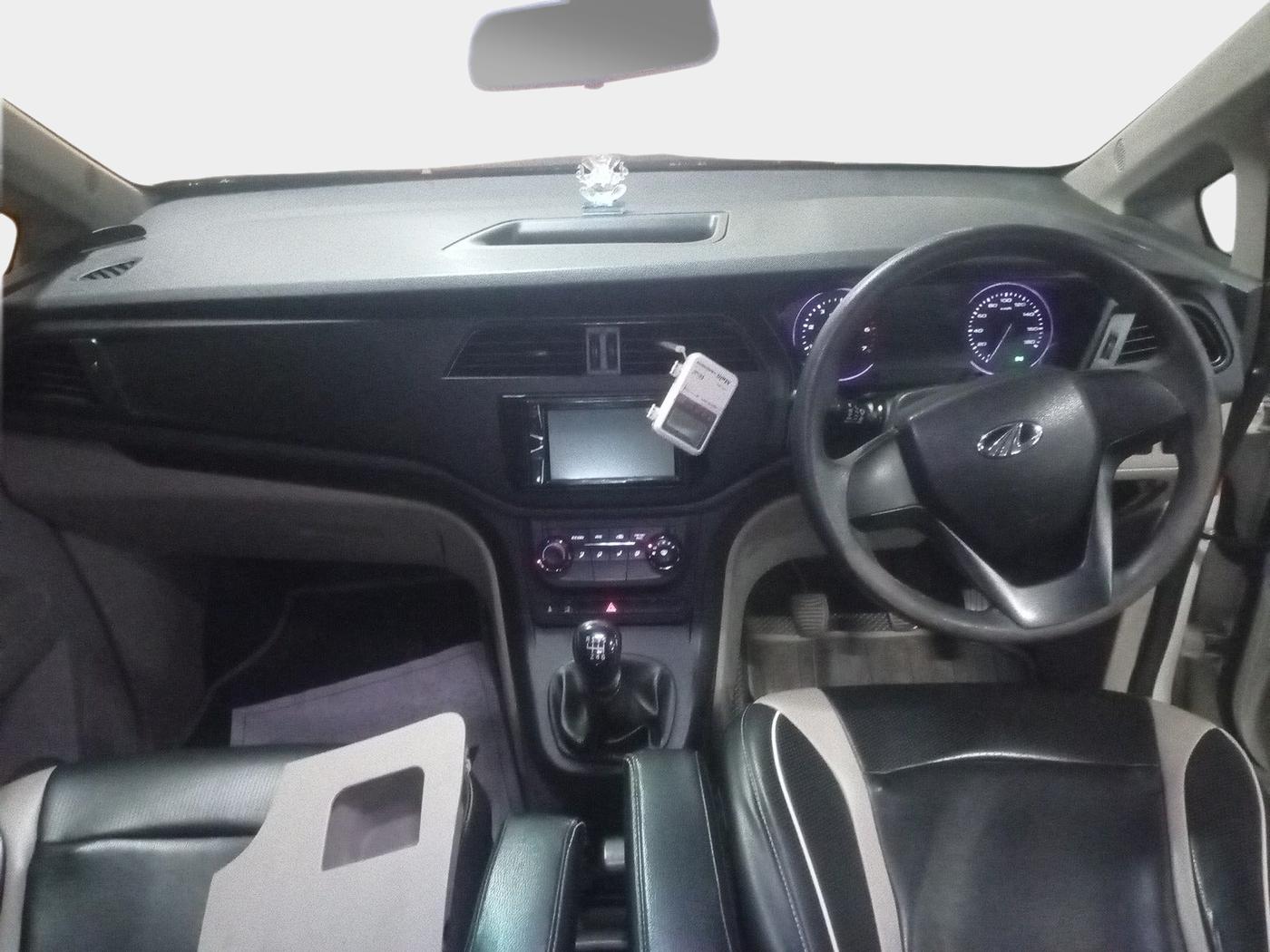 2019 Mahindra MARAZZO M2 7STR, Diesel, Manual, 1,45,606 km, interior