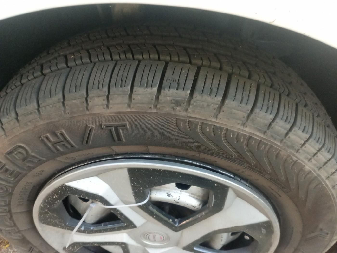 2019 Mahindra MARAZZO M2 7STR, Diesel, Manual, 1,45,606 km, tyre