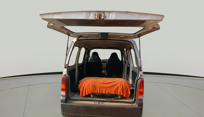 2018 Maruti Eeco 7 STR, CNG, Manual, 2,13,986 km, exterior