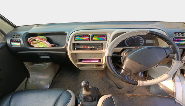 2018 Maruti Eeco 7 STR, CNG, Manual, 2,13,986 km, interior