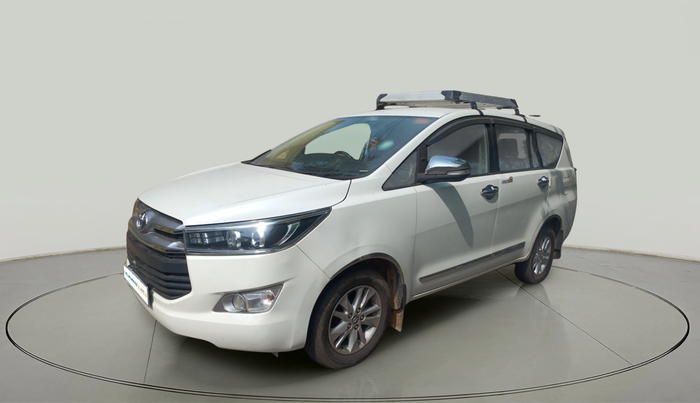 2016 Toyota Innova Crysta 2.4 VX 8 STR, Diesel, Manual, 1,24,917 km, exterior