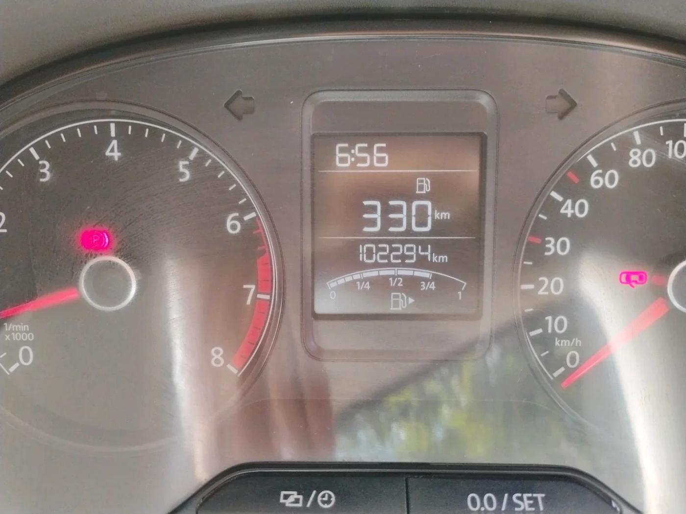 2017 Volkswagen Vento HIGHLINE 1.6 MPI, Petrol, Manual, 1,02,294 km, interior