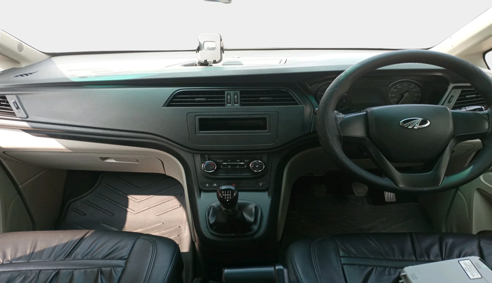 2021 Mahindra MARAZZO M2 7STR, Diesel, Manual, 1,28,022 km, interior
