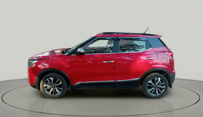 2021 Mahindra XUV300 W8 (O) 1.5 DIESEL, Diesel, Manual, 45,290 km, exterior