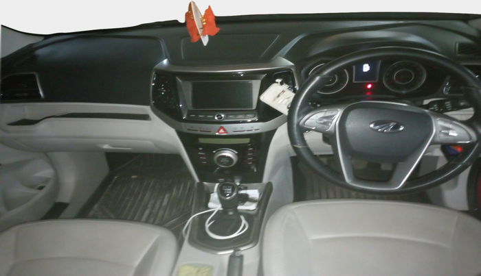 2021 Mahindra XUV300 W8 (O) 1.5 DIESEL, Diesel, Manual, 45,290 km, interior