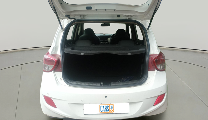 2015 Hyundai Grand i10 SPORTZ 1.2 KAPPA VTVT, Petrol, Manual, 1,46,031 km, exterior